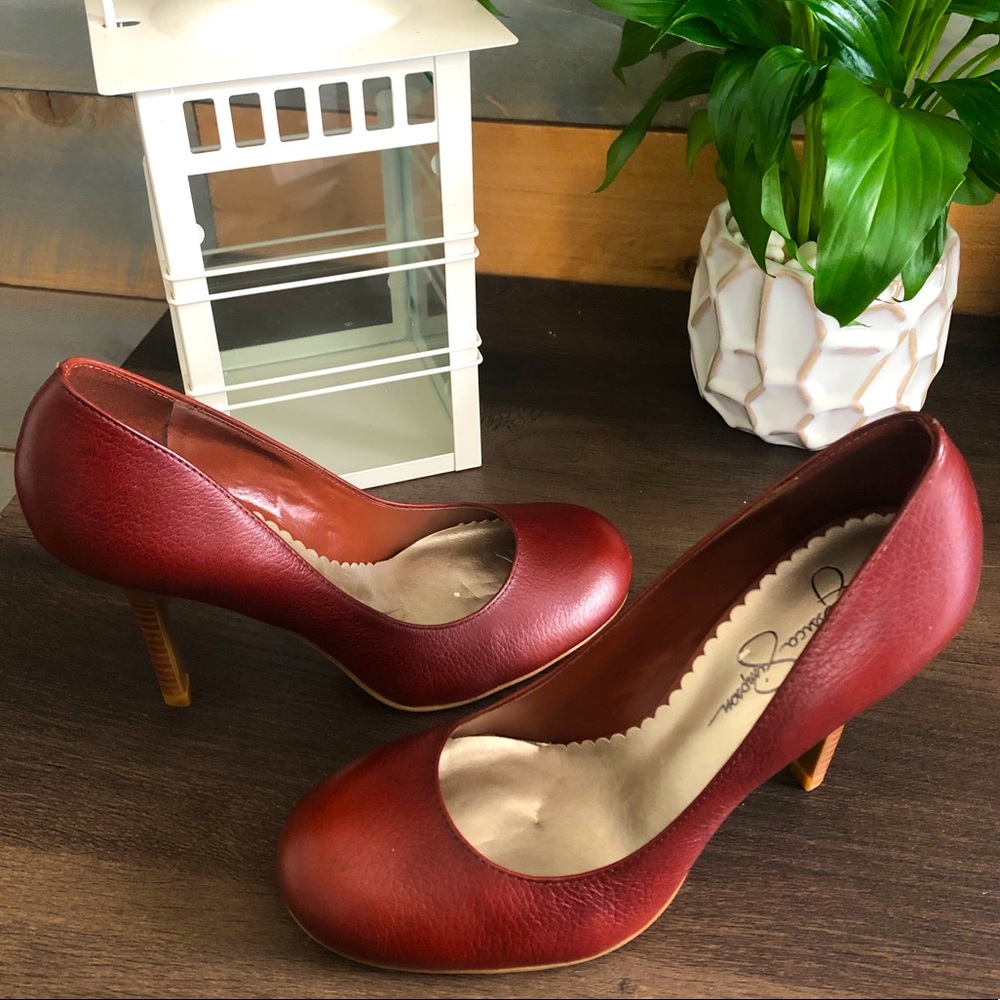 Jessica Simpson “Henri” Brandi Floater- Size 6 1/2
